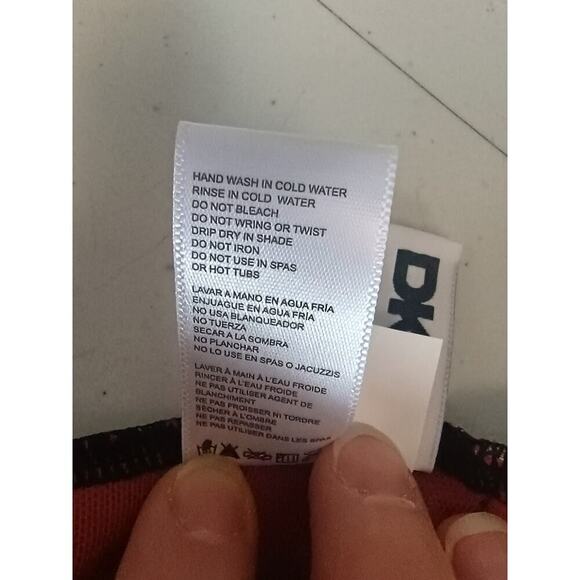 DKNY Women’s Halter Ring One Piece Swimsuit Size Medium color Printed Leaf NWT - Picture 13 of 15